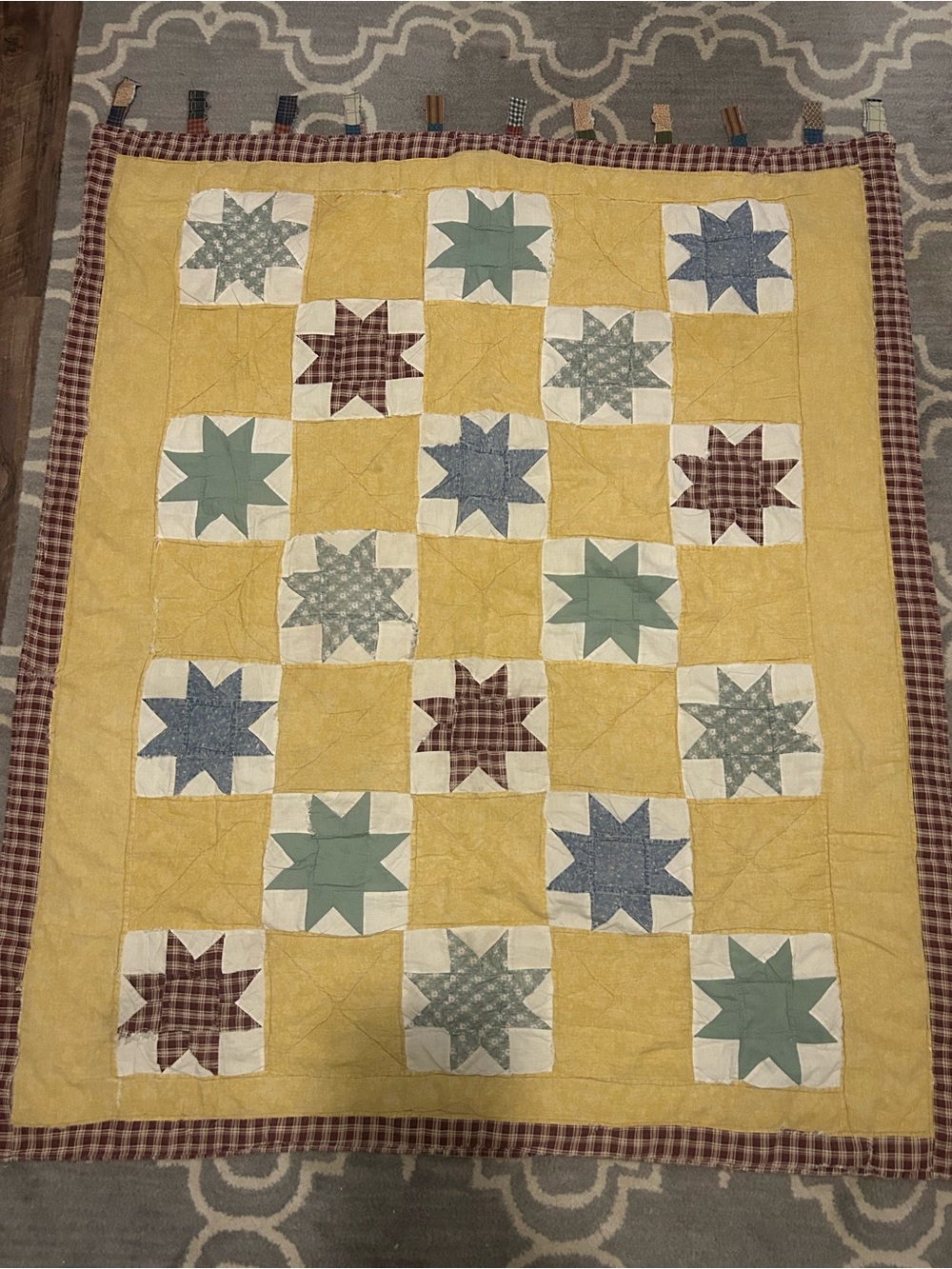 Vintage Star Hanging Quilt